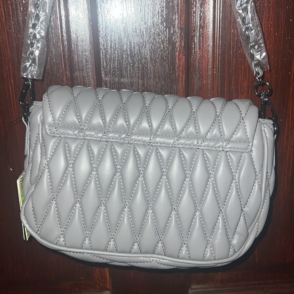 Badgley Mischka Grey Quilted Bag - Picture 5 of 7
